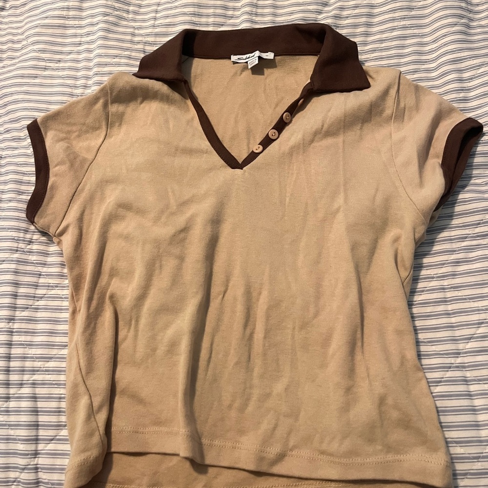 Subdued Brown and Tan Collared Henley Top